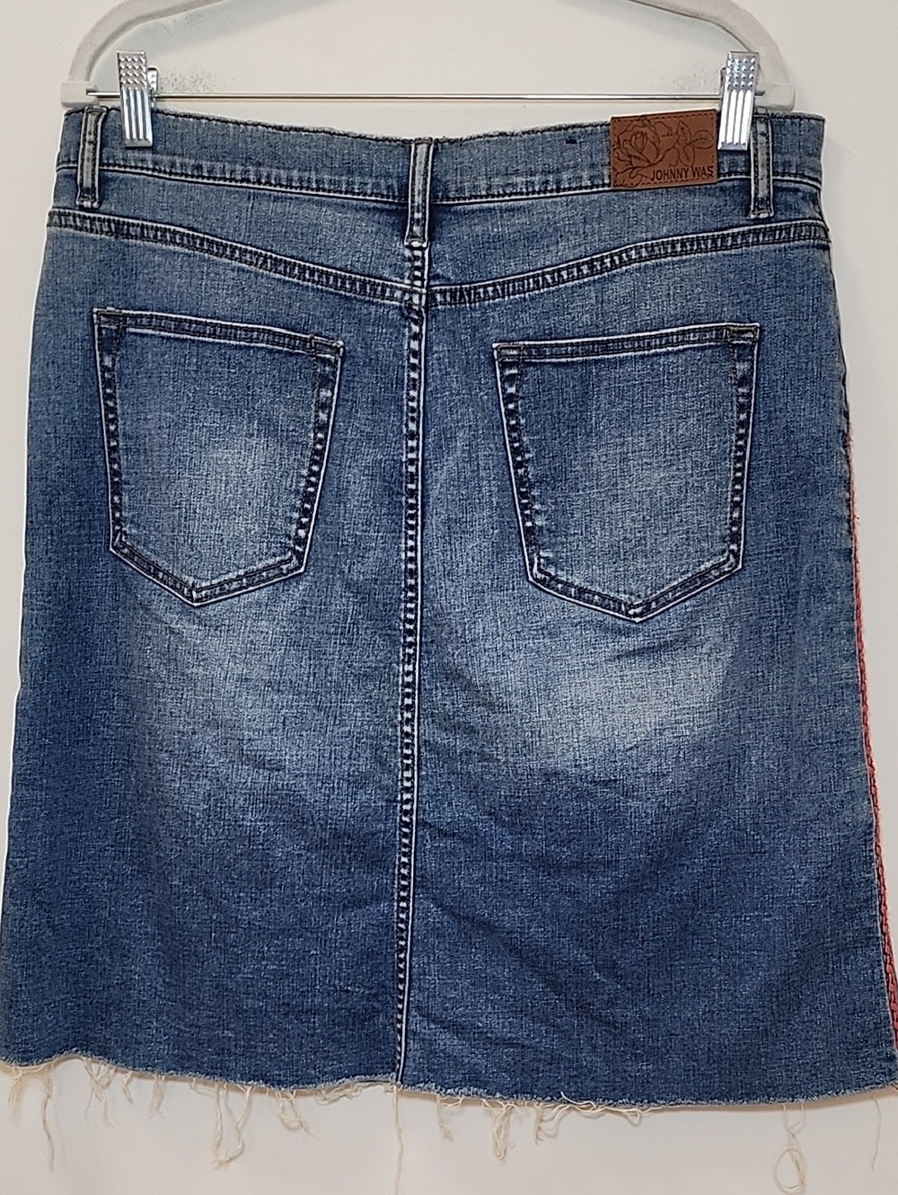 Johnny Was Jwla indigo embroidered denim jean skirt boho chic design Size 30 - Picture 13 of 16
